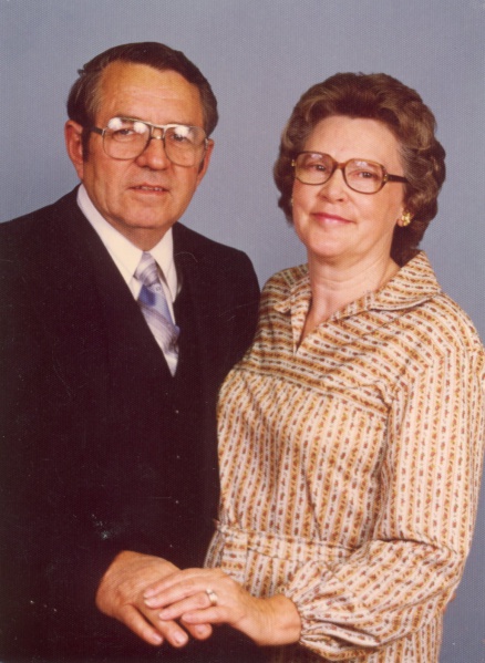 File:Jim and Ruth Smith in 1979.jpg